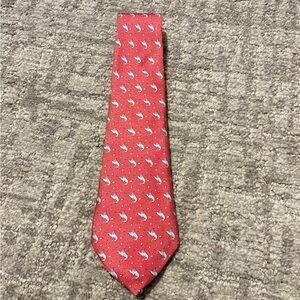 Vineyard Vines  Pink Swordfish Hand Made 100% Silk Men's Tie